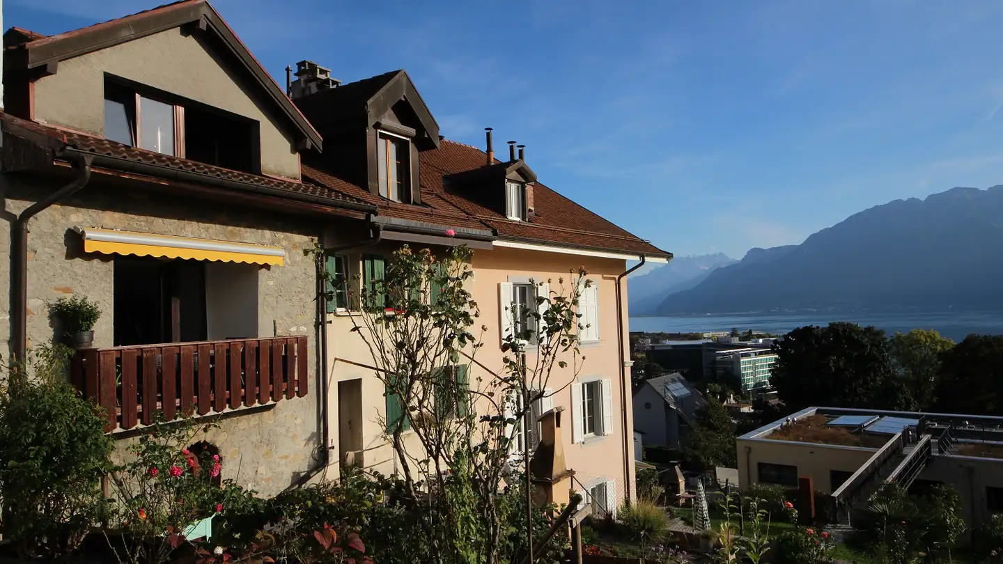 Row house for sale - 1802 Corseaux