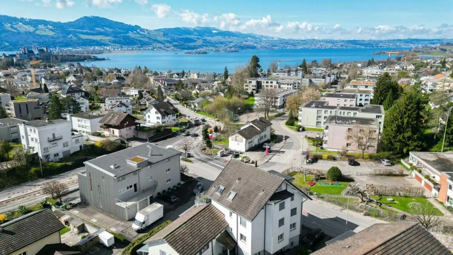 Appartamento in affitto - Lenggiserstrasse, 8645 Jona - Photo 2