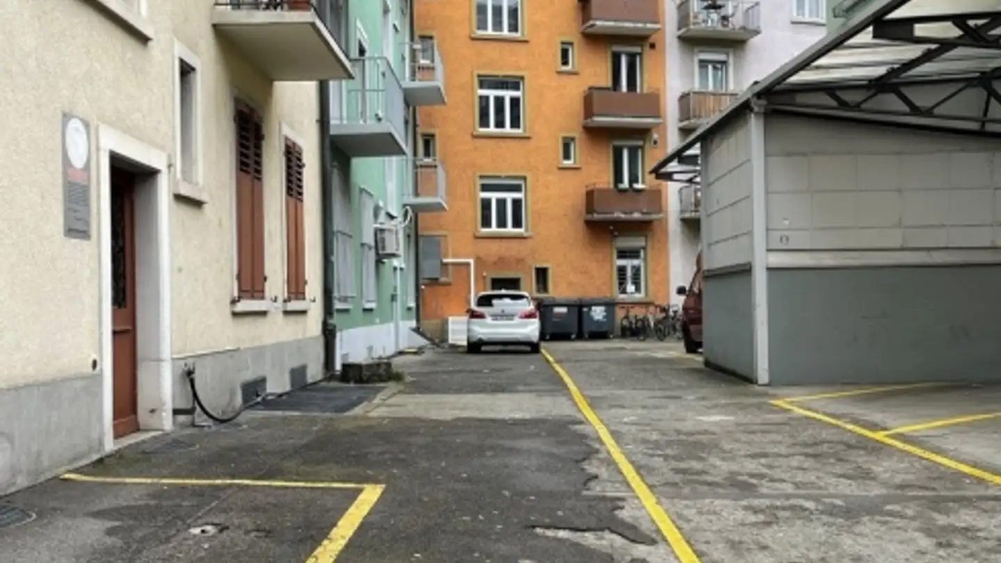 Outdoor parking space for rent - Heinrichstrasse 120, 8005 Zürich