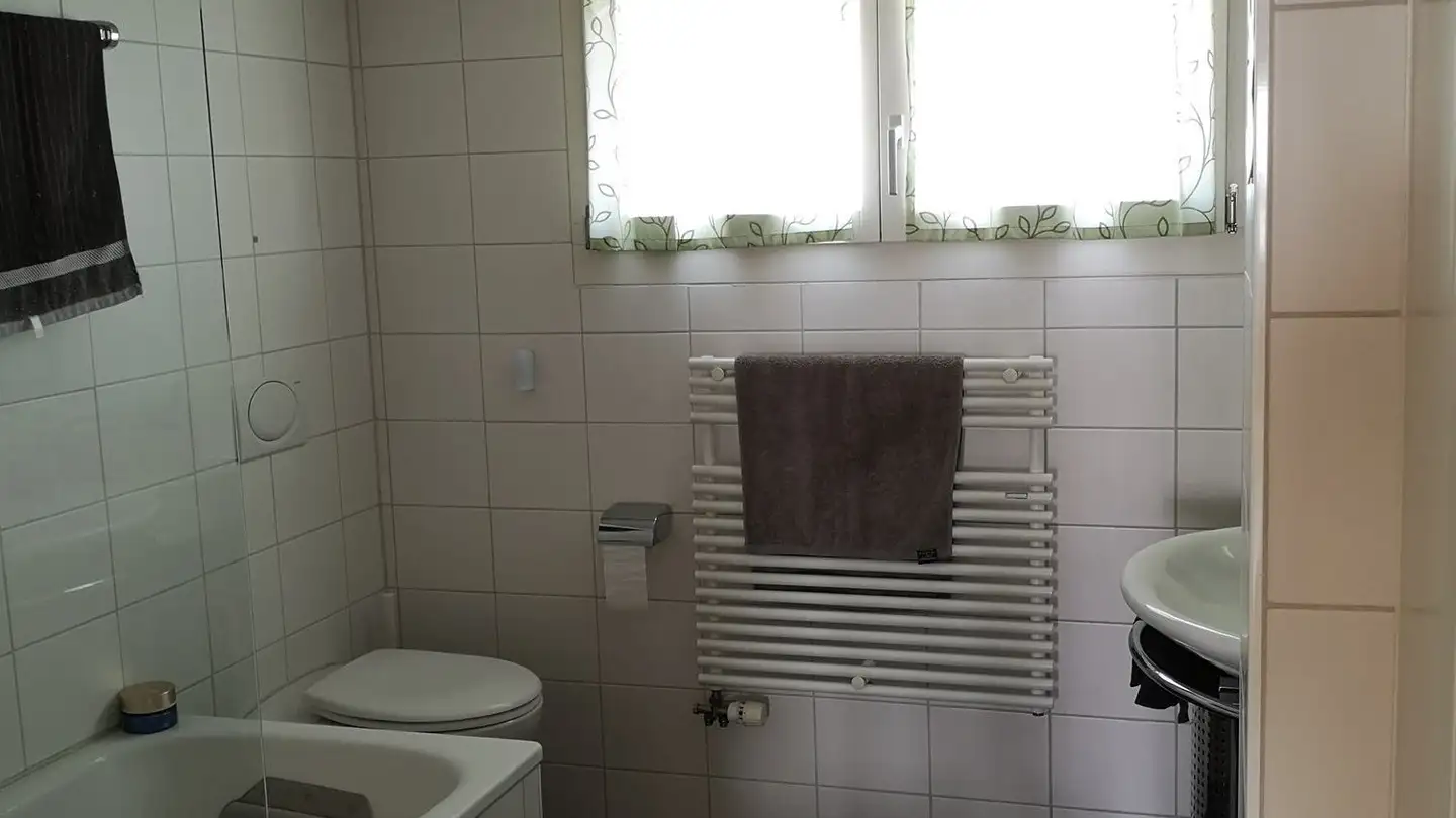 Attique à louer - Meisenweg 9, 2563 Ipsach - Photo 3