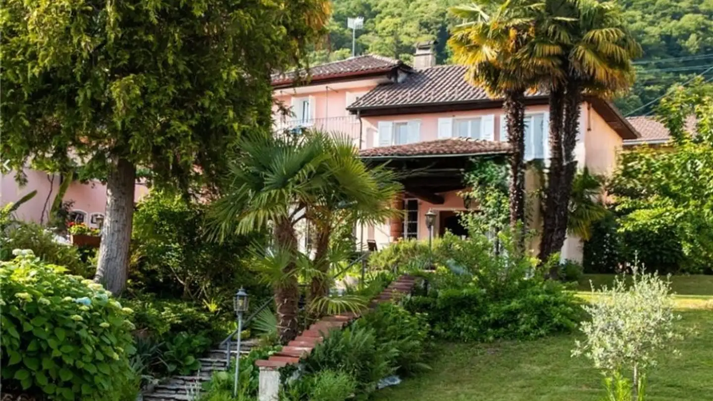 Hotel for sale - 6990 Cassina d'Agno