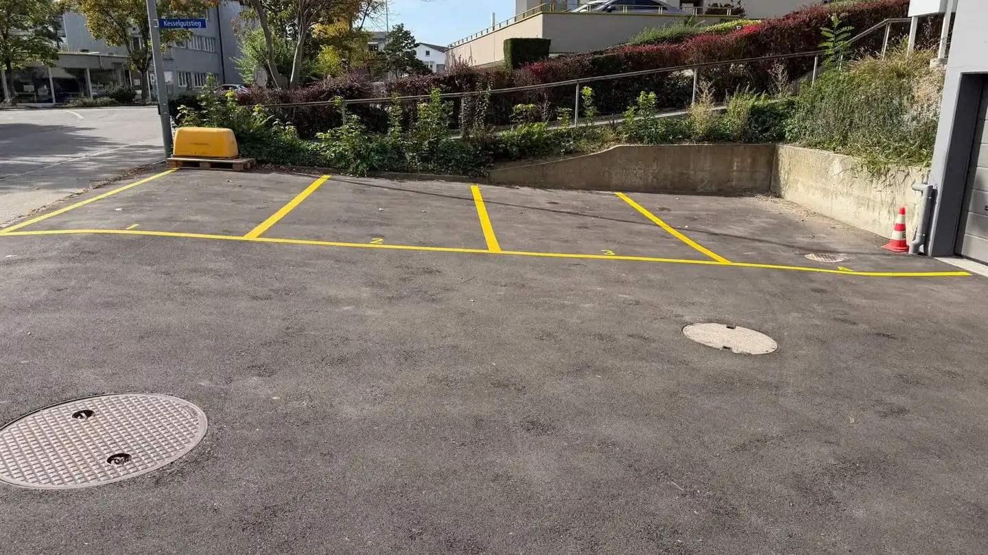 Parkplatz im Freien mieten - Kesselgutstieg 2, 8200 Schaffhausen