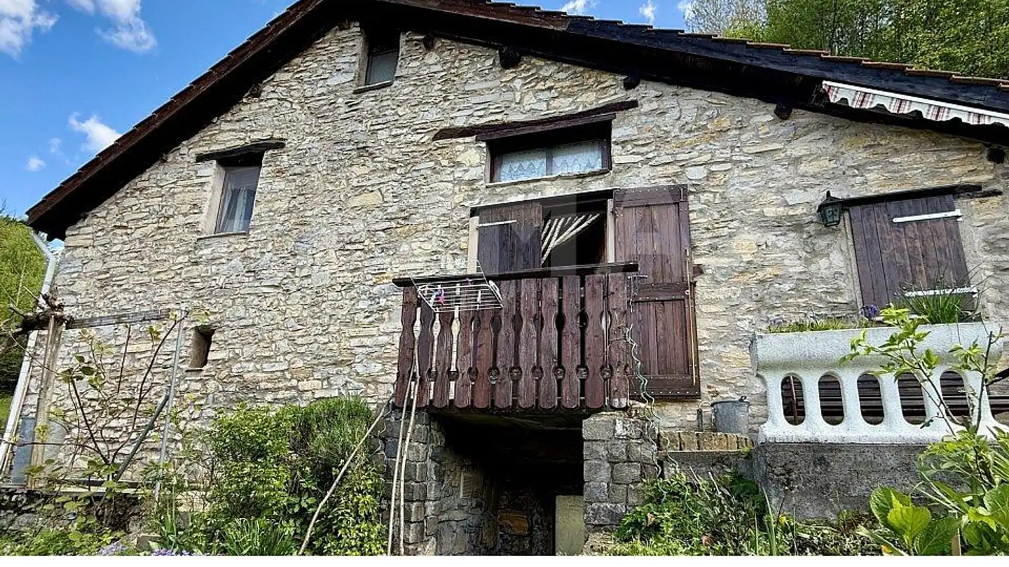 Einfamilienhaus kaufen - 6837 Bruzella