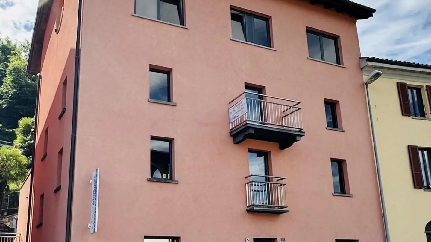 Single house for sale - Via Cantonale, 6576 Gerra (Gambarogno)