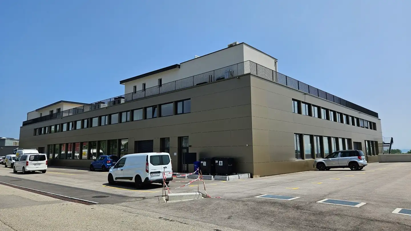 Edificio ad uso misto in vendita - Chemin Des Chapons-Des-Prés 13, 2022 Bevaix
