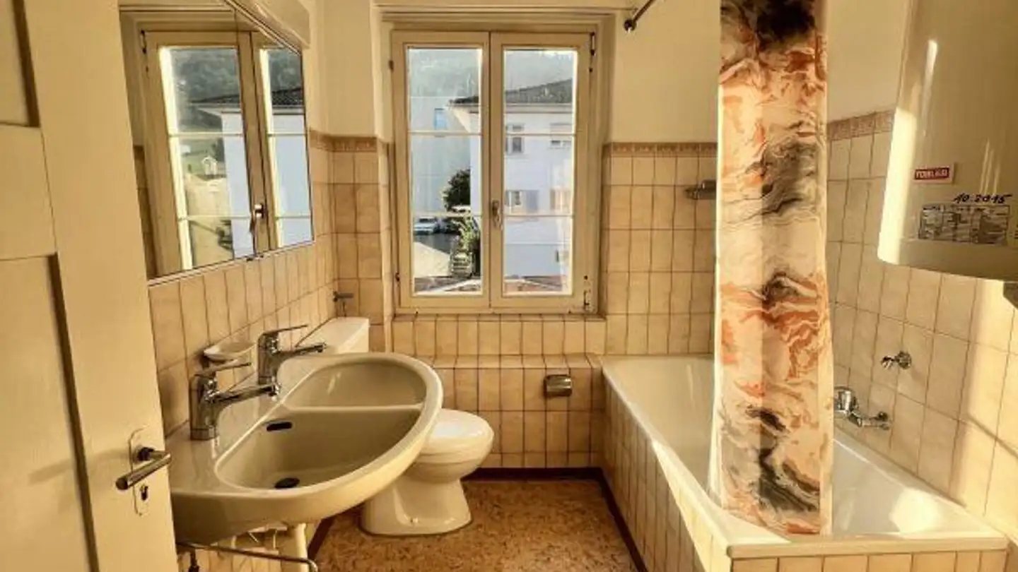 Apartment for rent - Bahnhofstrasse 4, 6037 Root - Photo 4
