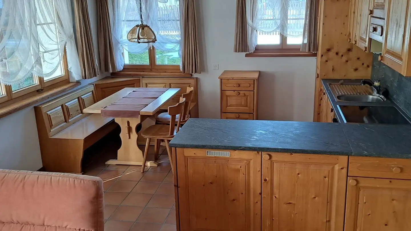 Appartamento in affitto - Via Caglieci 9, 7173 Surrein
