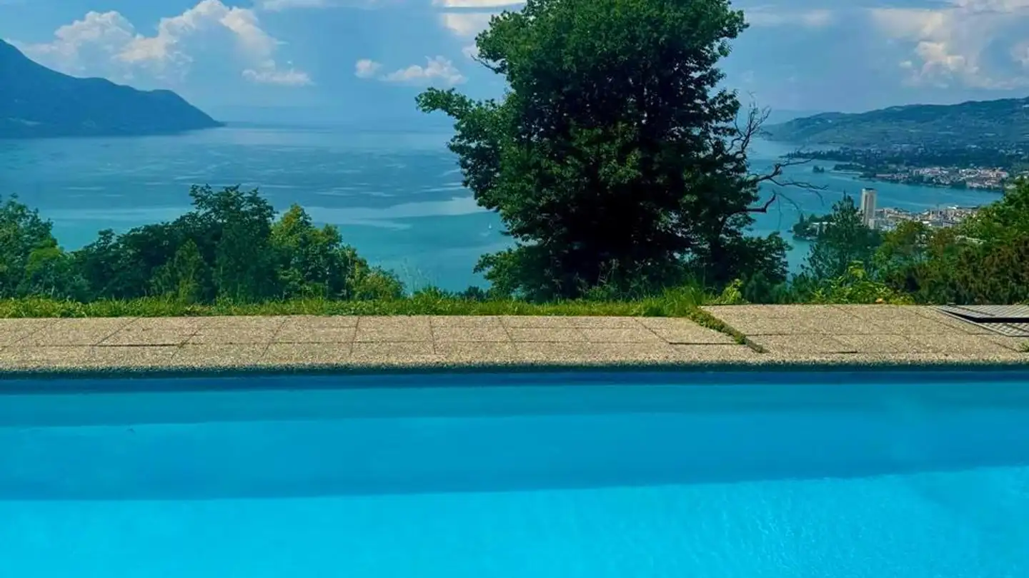 Single house for sale - 1820 Veytaux