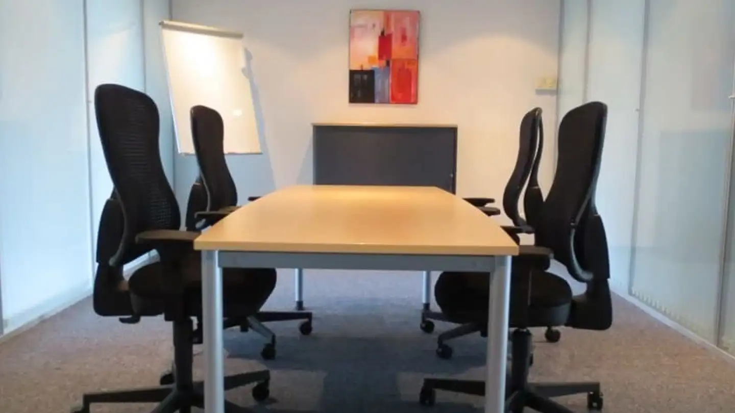 Office space for rent - Industriestrasse 3, 6345 Neuheim - Photo 3