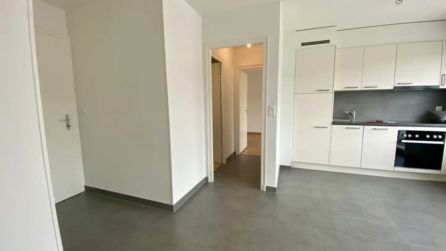 Wohnung mieten - Rue Du Centre, 1030 Bussigny - Foto 2