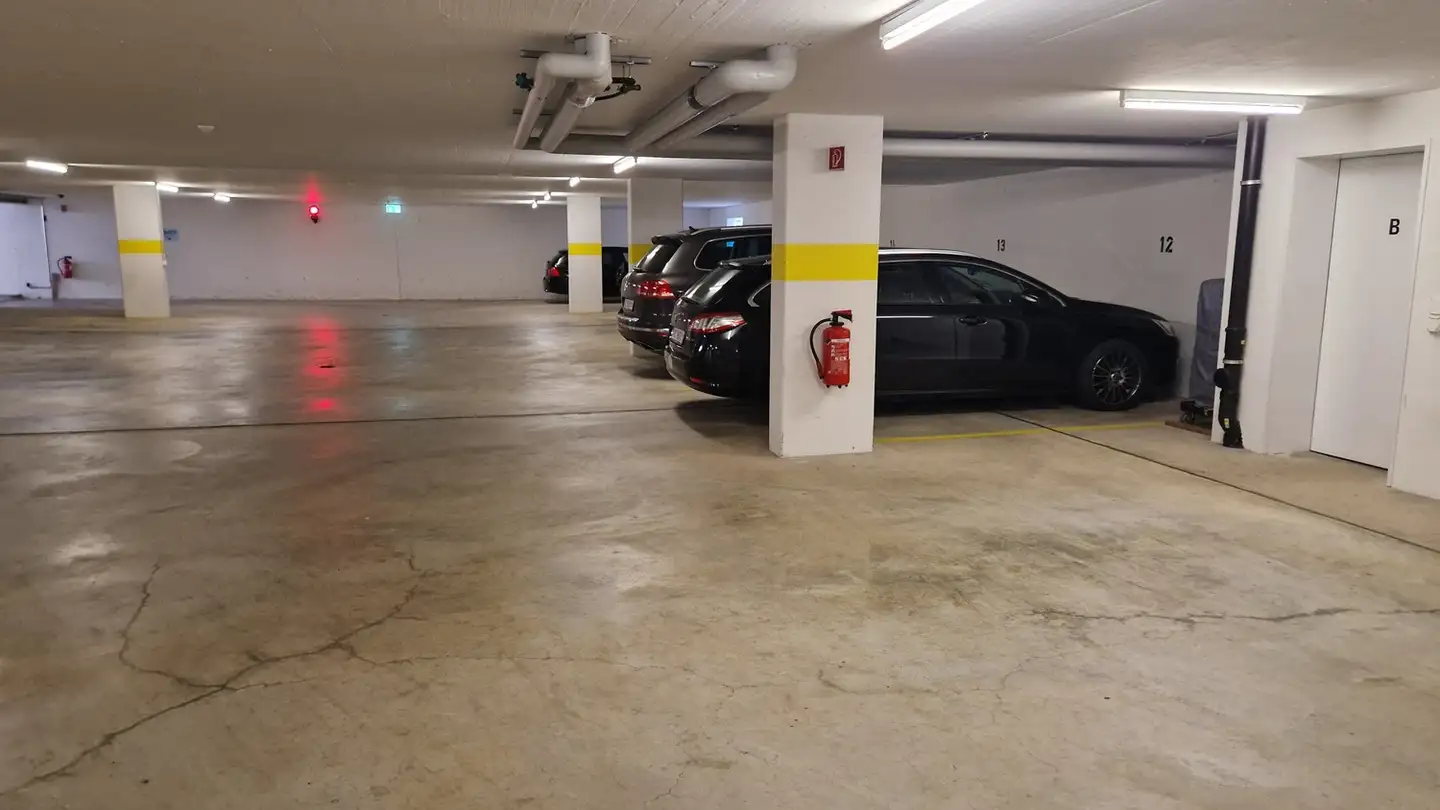 Garage individuel à louer - Hauptstrasse 52a, 4655 Stüsslingen