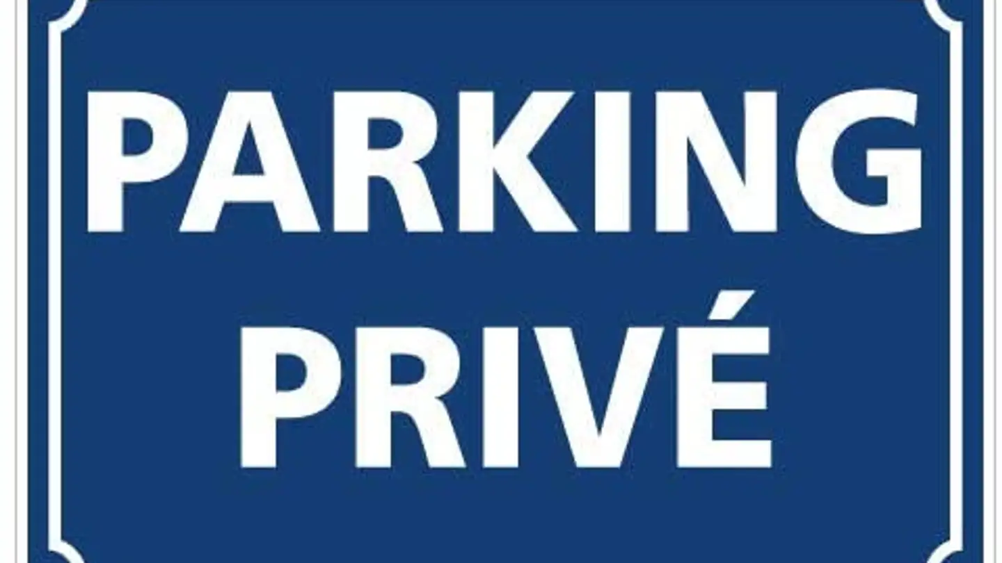 Outdoor parking space for rent - Avenue De La Praille, 1227 Carouge GE