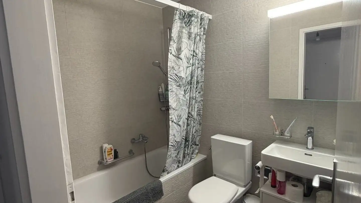 Appartement à louer - Rue De La Perrière 5, 2000 Neuchâtel - Photo 4