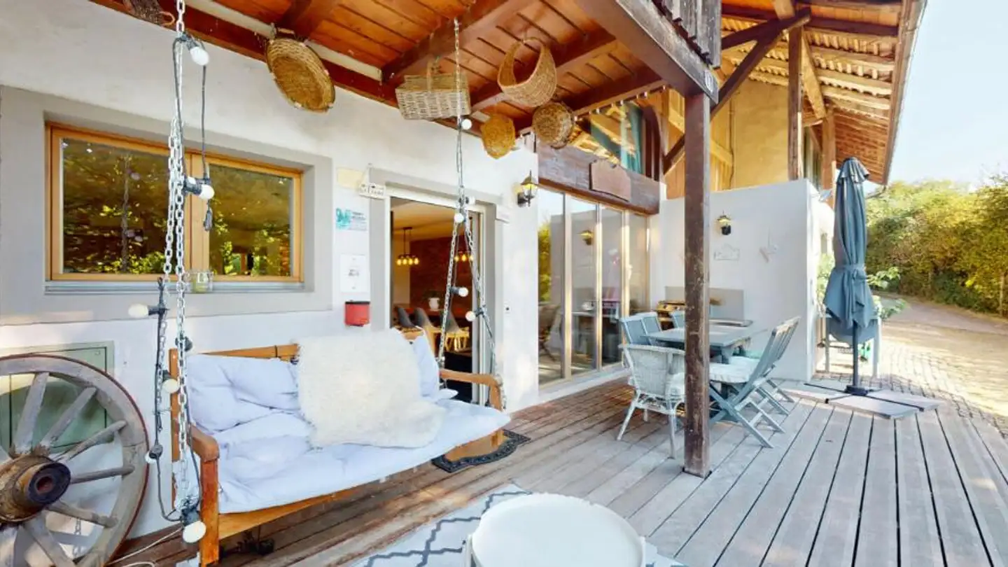 Residential building for sale - 1088 Ropraz