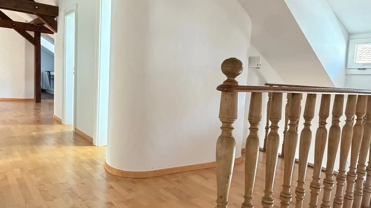 Attic flat for rent - Augustinergasse 17, 8001 Zürich - Photo 3