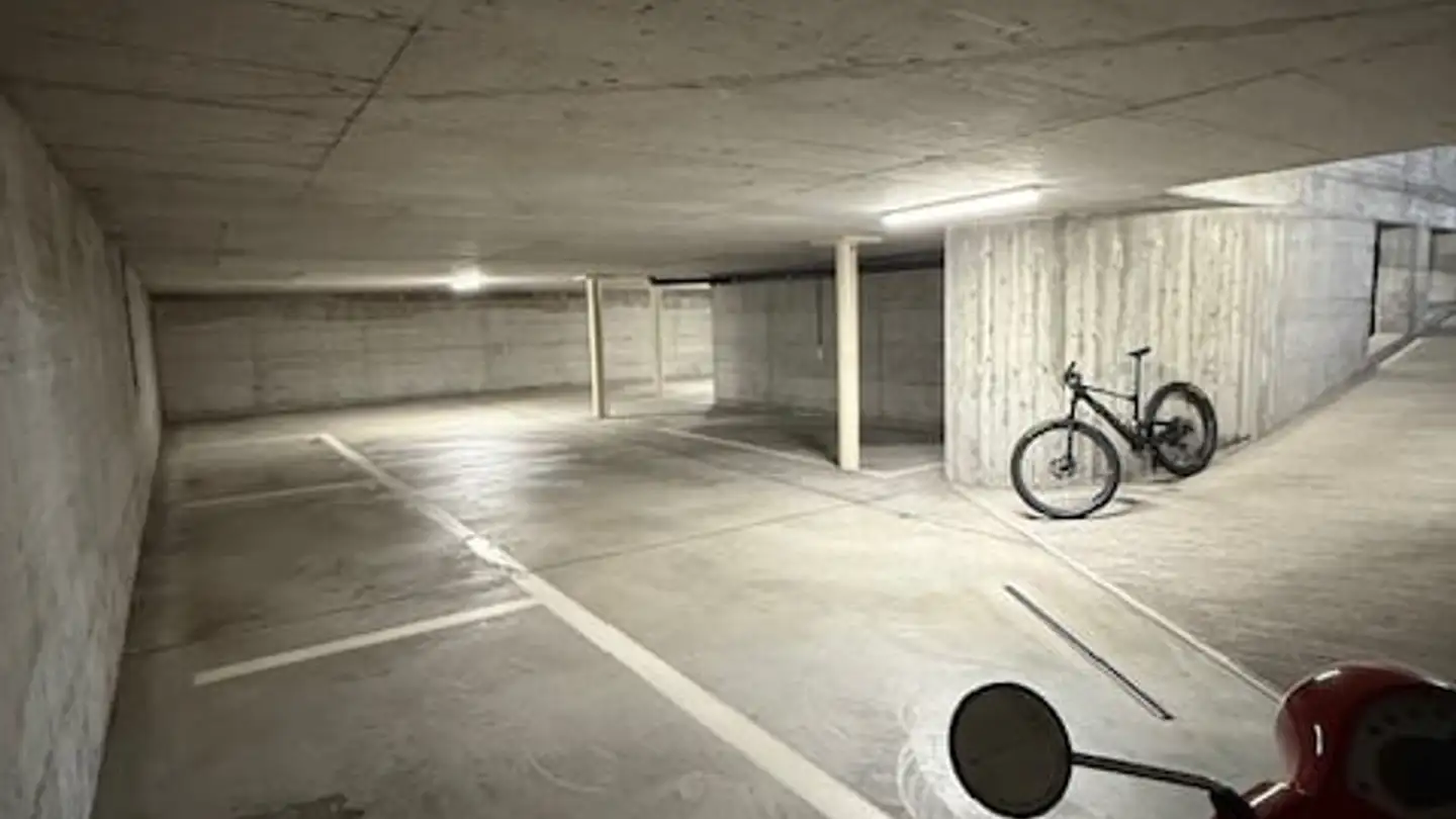 Underground parking space for rent - Via Cancelliere Molo 18, 6500 Bellinzona - Photo 2