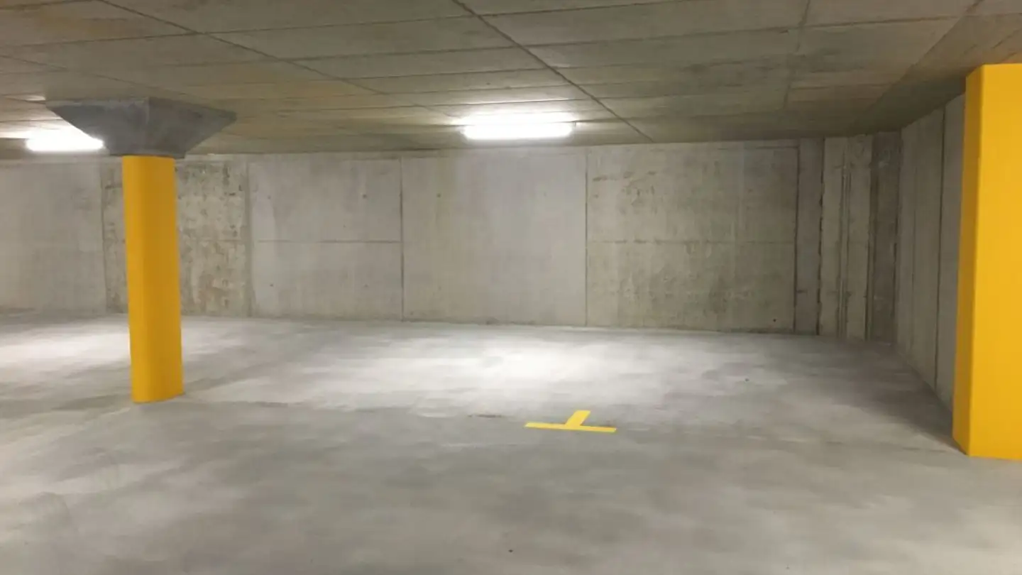 Parcheggio sotterraneo in affitto - Amriswilerstrasse 26, 8570 Weinfelden - Photo 2