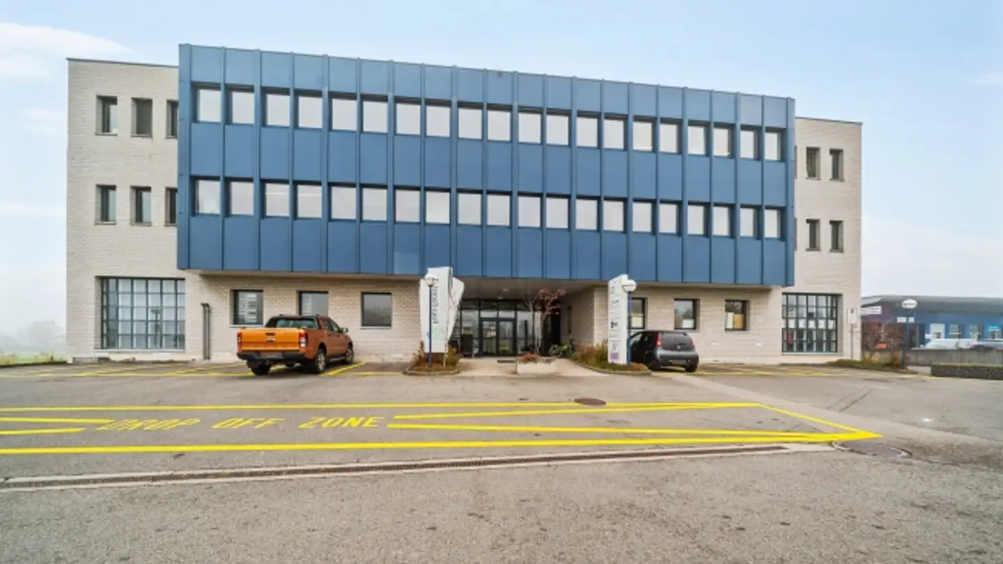 Bureau à louer - Chollerstrasse 23, 6312 Steinhausen