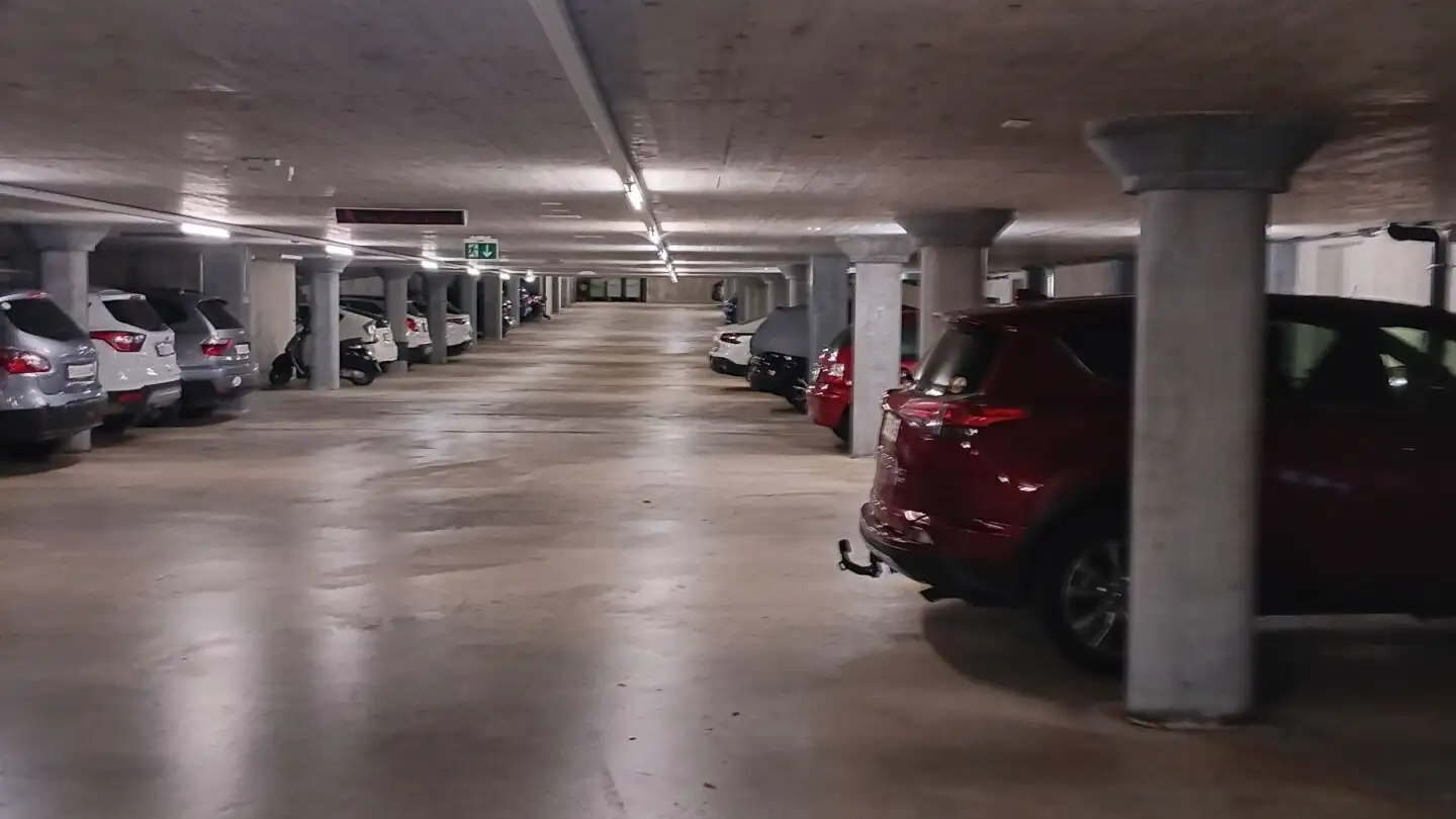 Garage singolo in affitto - Allée Johann-Heinrich-Pestalozzi / Johann-Heinrich-Pestalozzi-Allee 103, 2503 Biel/Bienne
