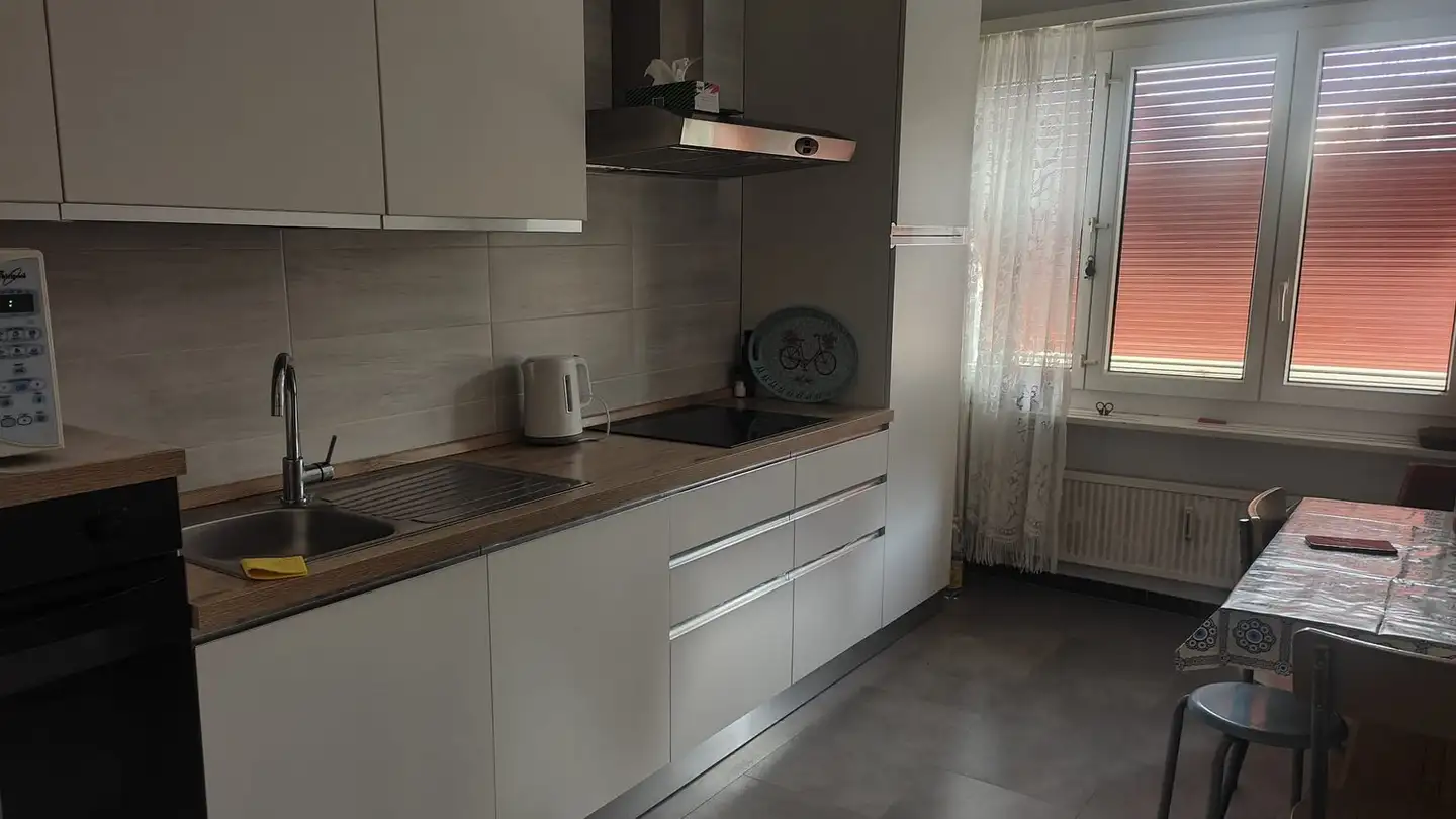 Wohnung mieten - Via Mesolcina 25, 6533 Lumino - Foto 2