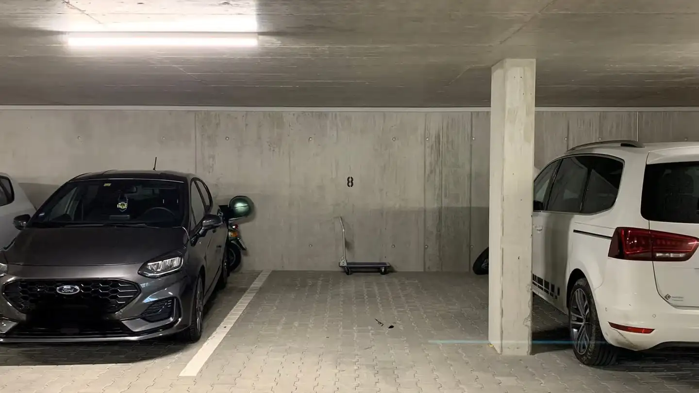Tiefgaragenstellplatz mieten - Jurastrasse 40, 4912 Aarwangen