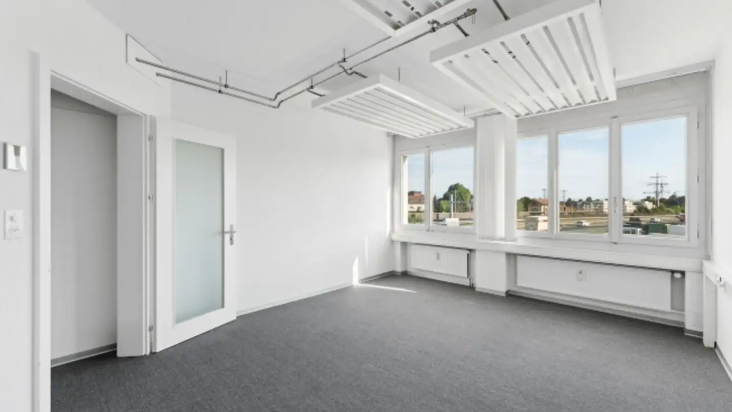 Bürofläche mieten - Moosstrasse 11, 3322 Urtenen-Schönbühl - Foto 2