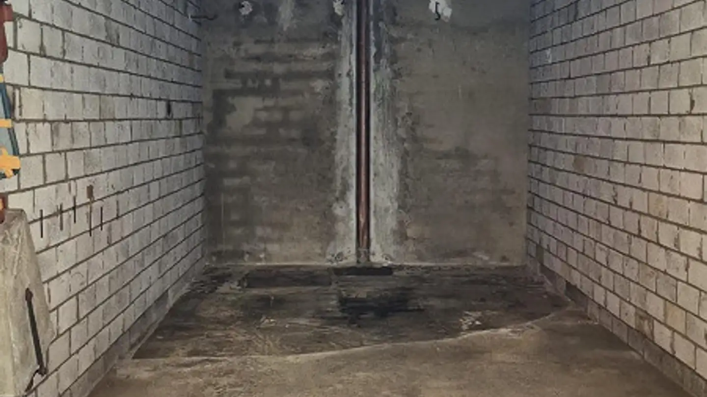 Single garage for rent - Via Beltramina 12, 6900 Lugano
