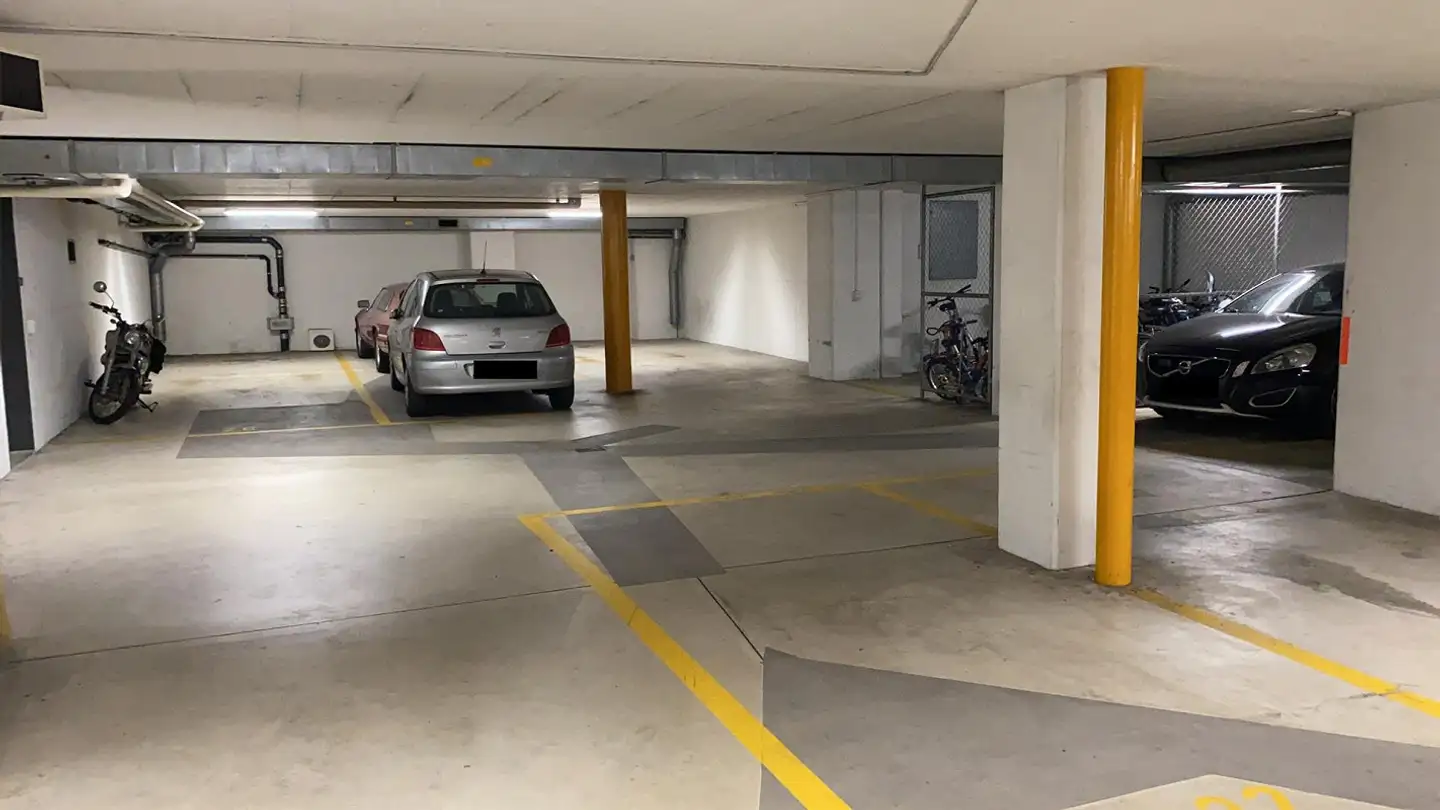 Parcheggio sotterraneo in affitto - Schaffhauserstrasse, 8152 Opfikon - Foto 3