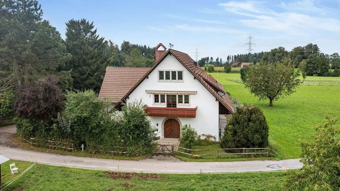 Farm for rent - 8627 Grüningen