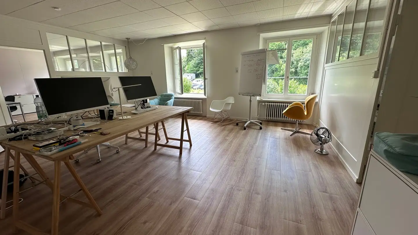 Bureau à louer - Aathalstrasse 80, 8610 Uster