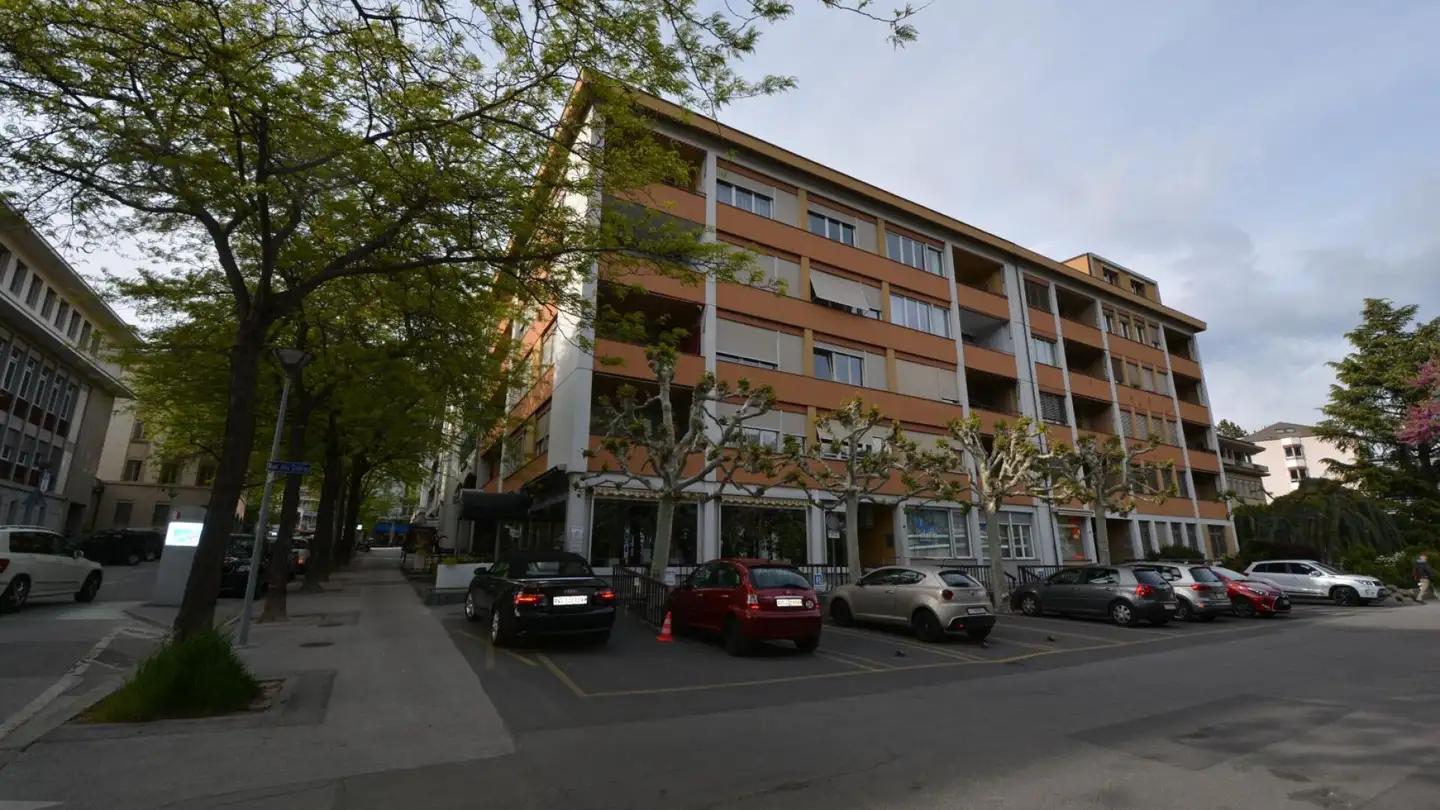 Outdoor parking space for rent - Rue Des Cèdres 13, 1950 Sion