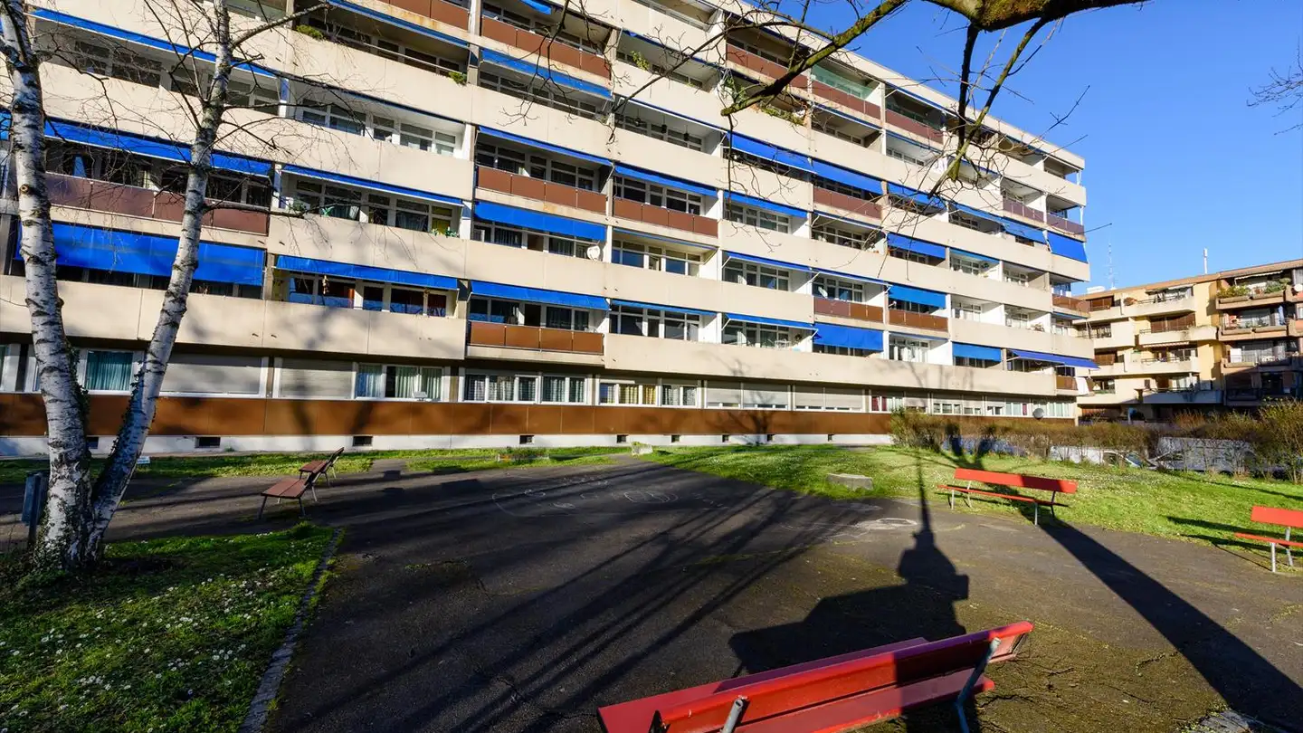 Single garage for rent - Chemin Du Petit-Bois 5, 1219 Châtelaine