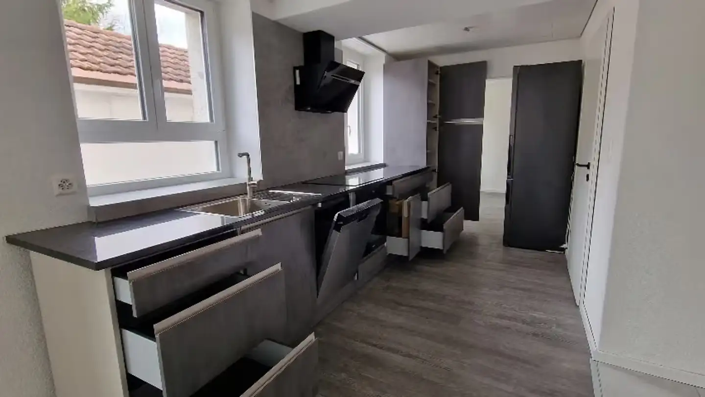 Studio for rent - Rue J-J-Rousseau 1, 2108 Couvet - Photo 2