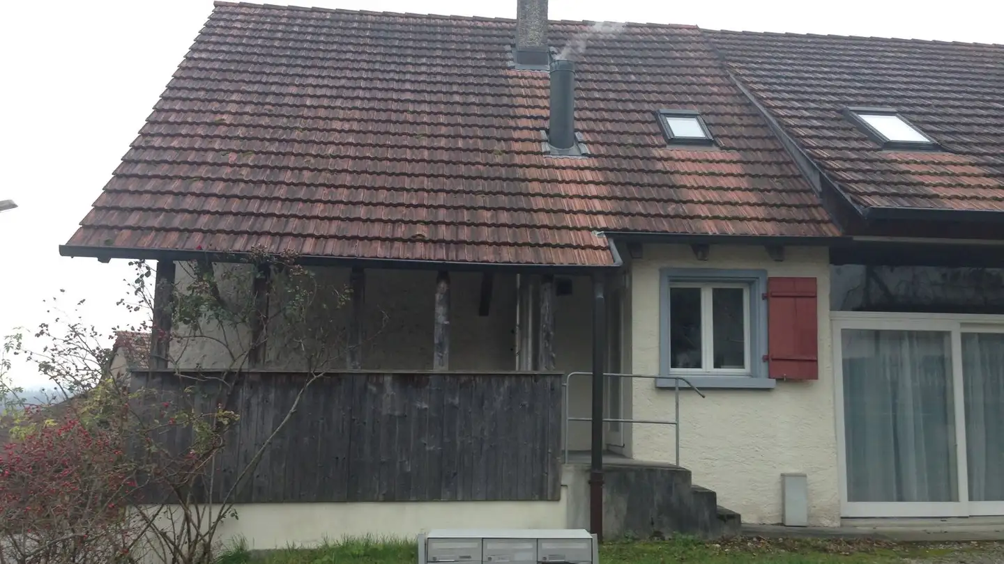 Semi-detached house for rent - Veltheimerstrasse 7a, 5105 Auenstein