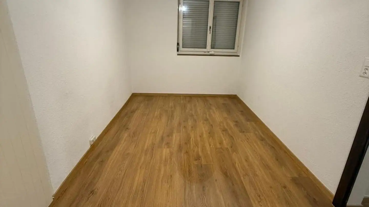 Studio à louer - Glärnischstrasse 12, 8155 Niederhasli - Photo 3
