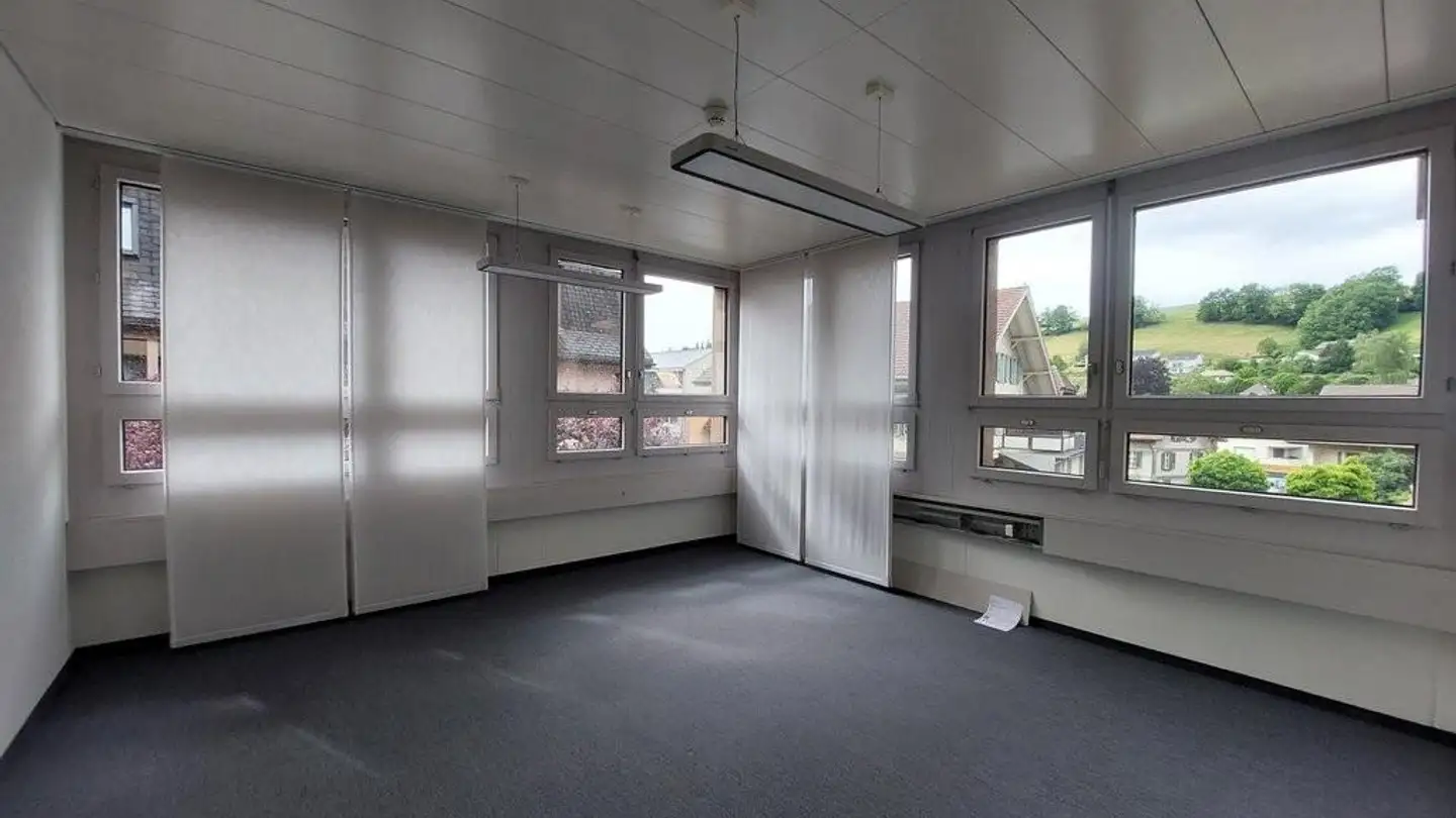 Bureau à louer - Bahnhofstrasse 5, 4950 Huttwil - Photo 3