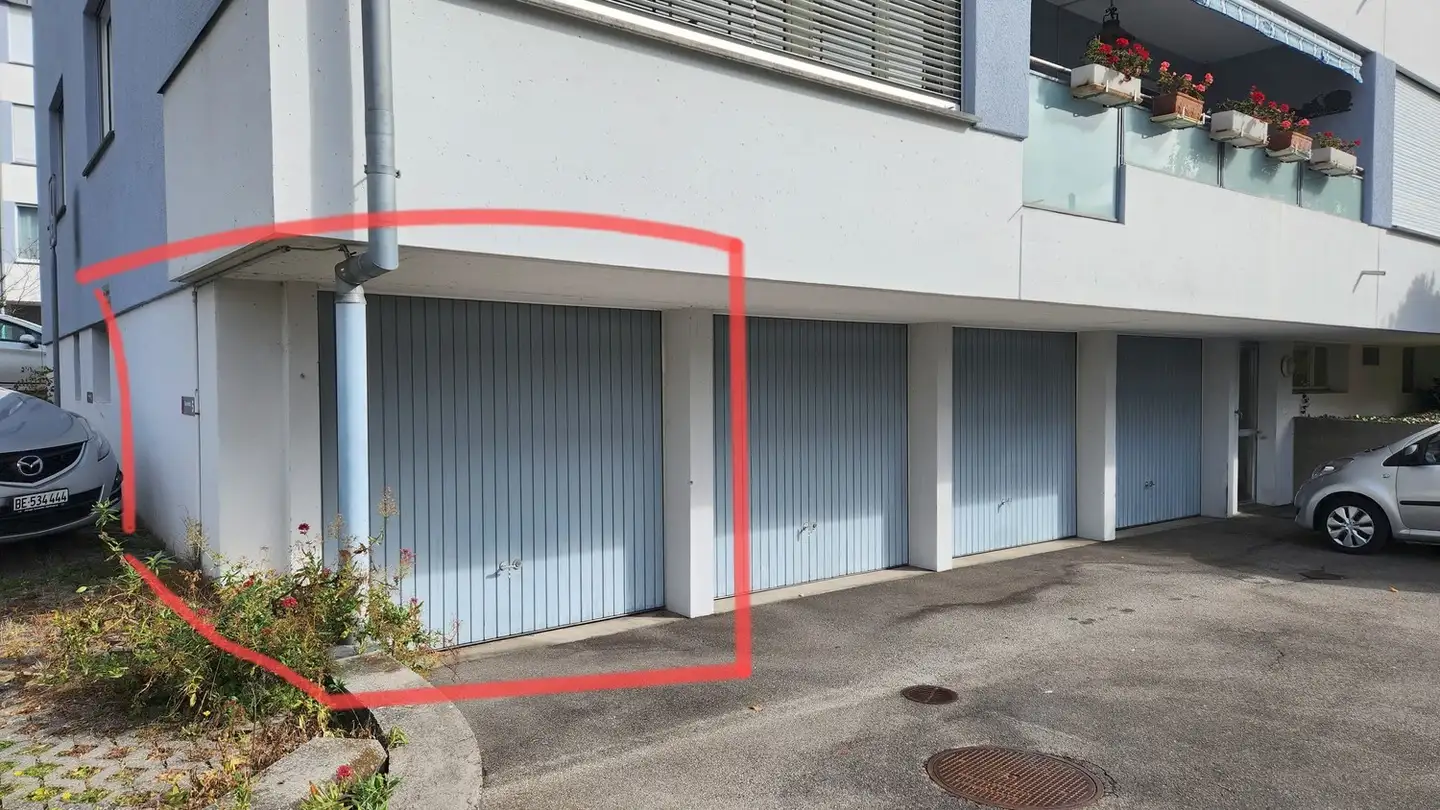 Parkplatz im Freien mieten - Strättlingerweg 1, 3626 Hünibach