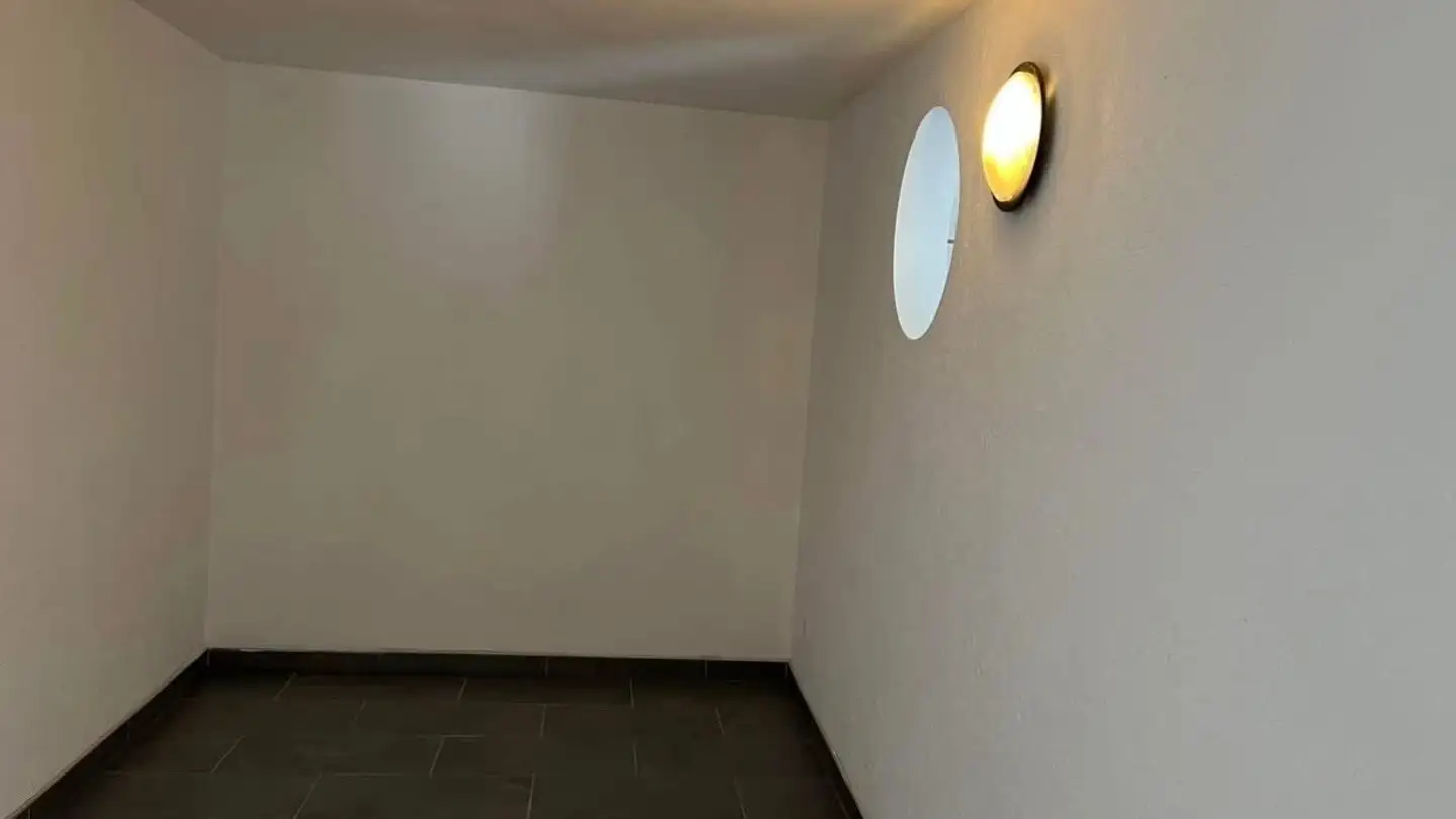 Apartment for rent - 1912 Leytron - Photo 4