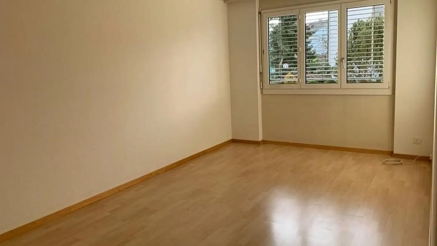 Wohnung mieten - Oberholzstrasse 3, 8603 Schwerzenbach - Foto 4