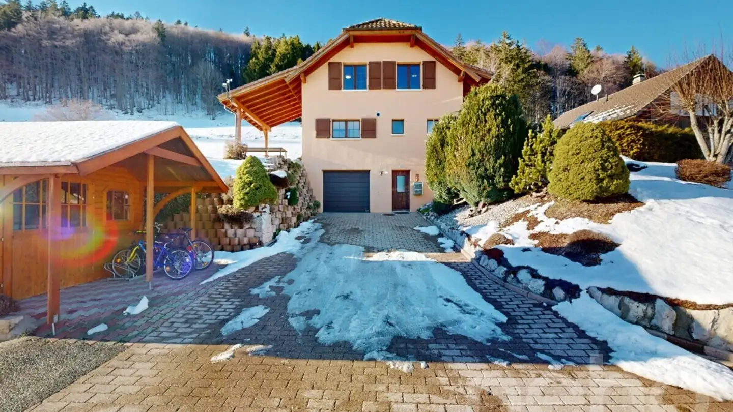 Cave house for sale - 1450 Ste-Croix