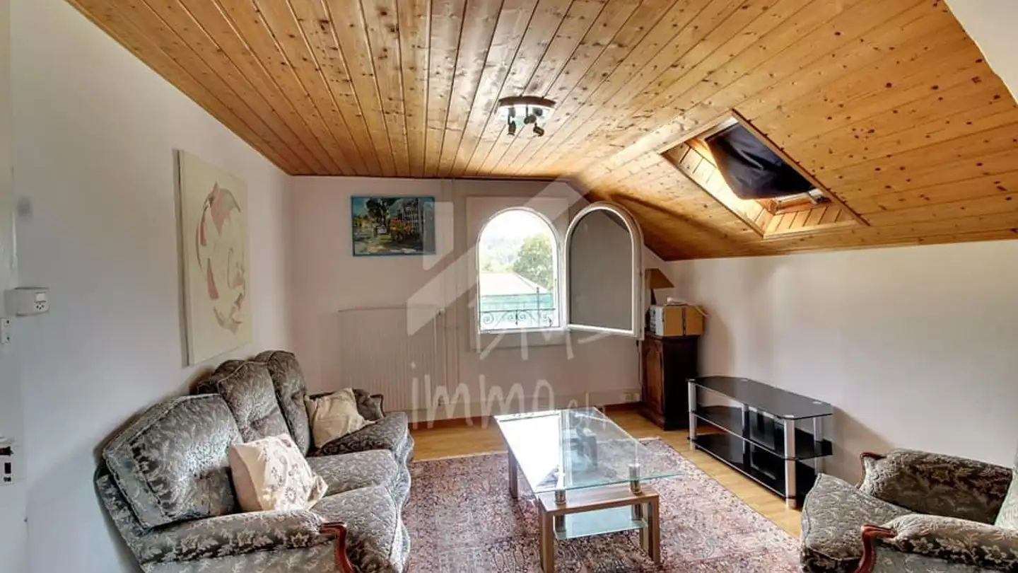 Residential building for sale - 1880 Bex - Photo 2
