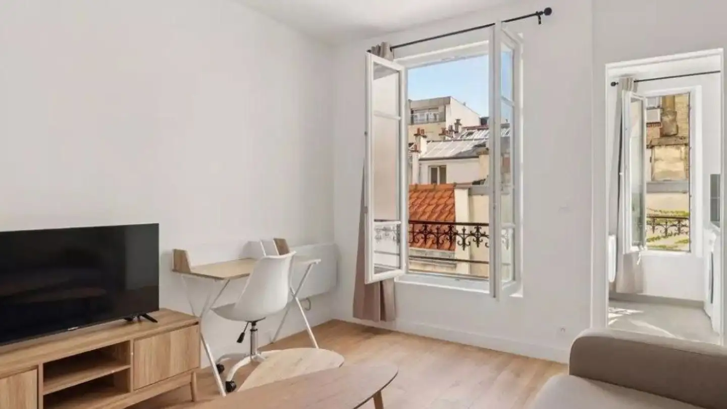 Furnished apartment for rent - Rue Du Maupas, 1004 Lausanne - Photo 2