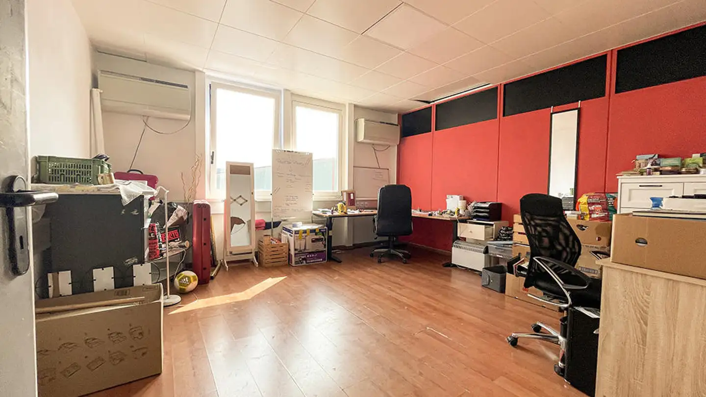 Shop for sale - 1920 Martigny