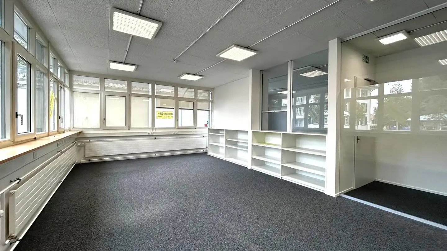 Bureau à louer - Meiniswilstrasse 2, 4912 Aarwangen - Photo 4