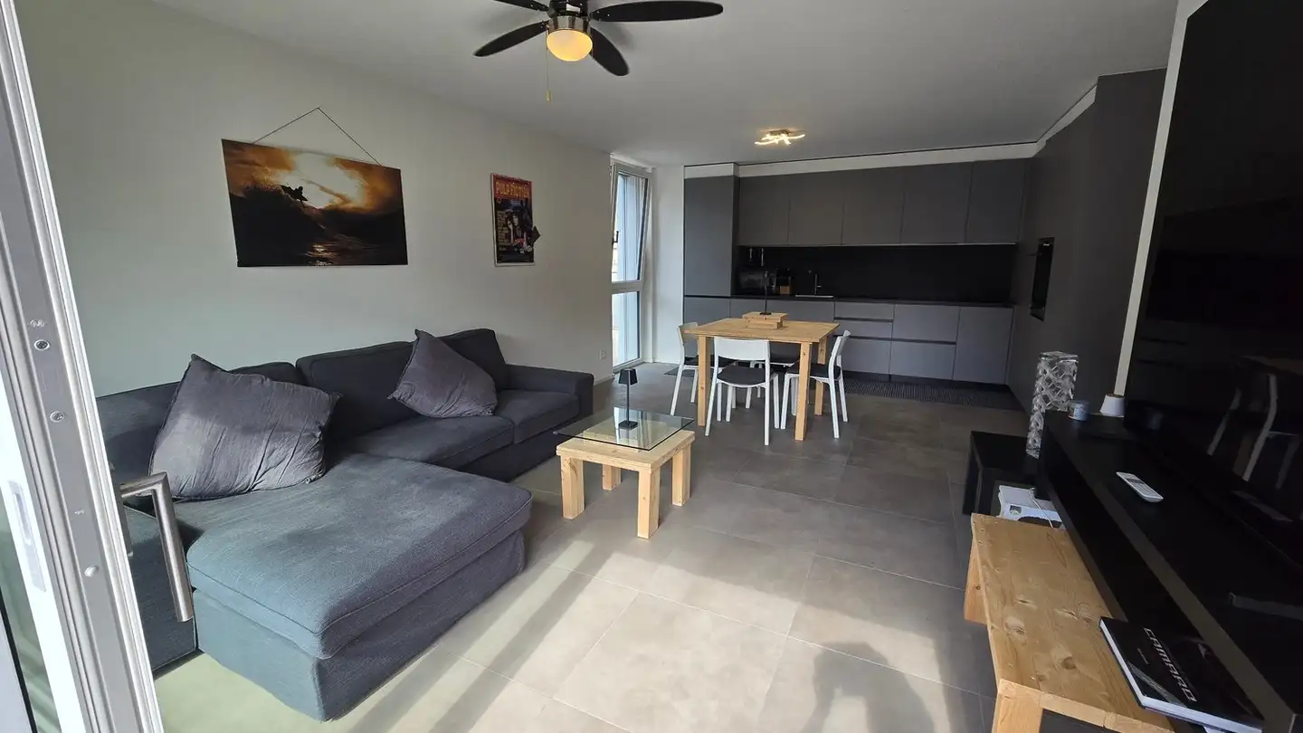 Wohnung mieten - Piazza Stazione 14, 6537 Grono