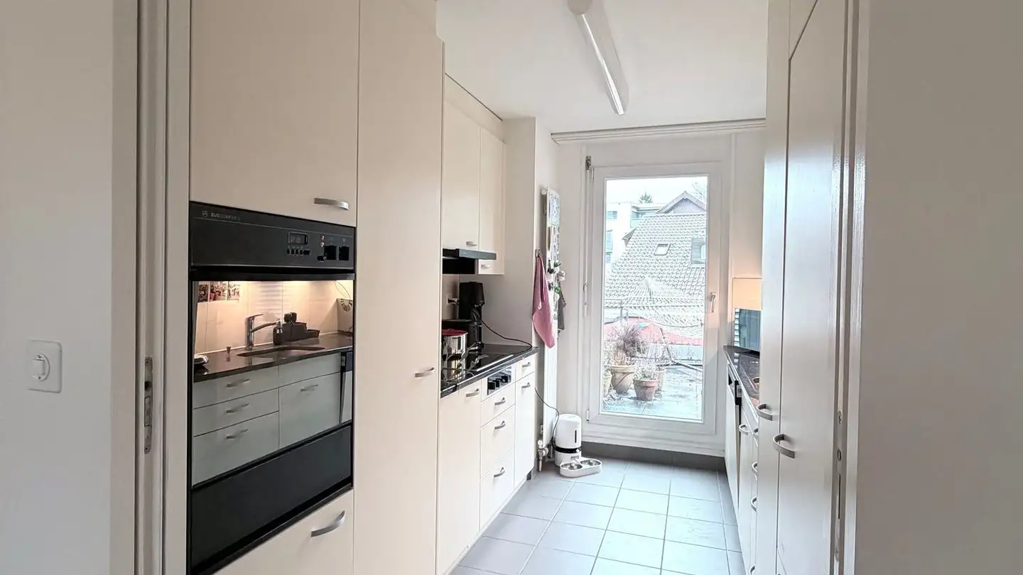 Attique à louer - Bahnhofstrasse 57, 8902 Urdorf - Photo 2