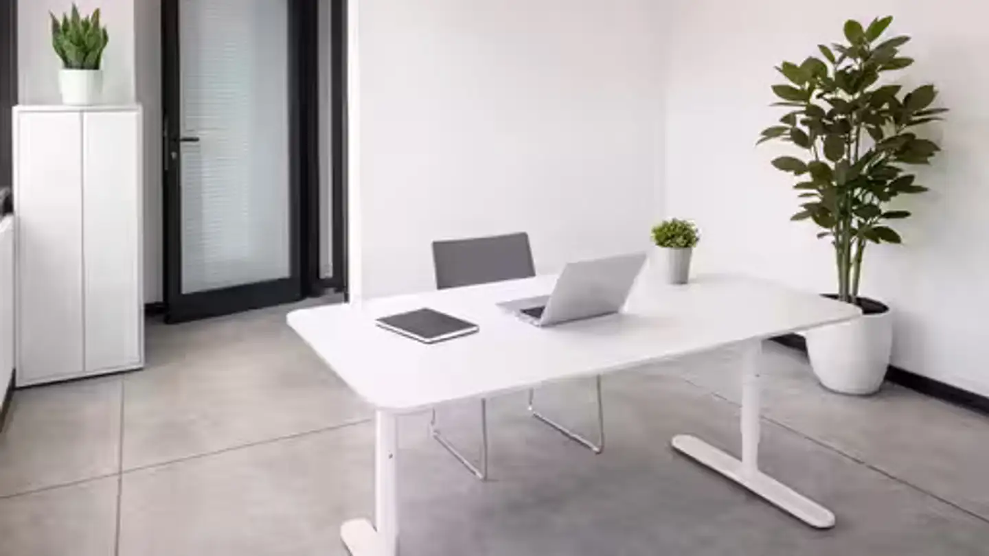 Bürofläche mieten - 6855 Stabio