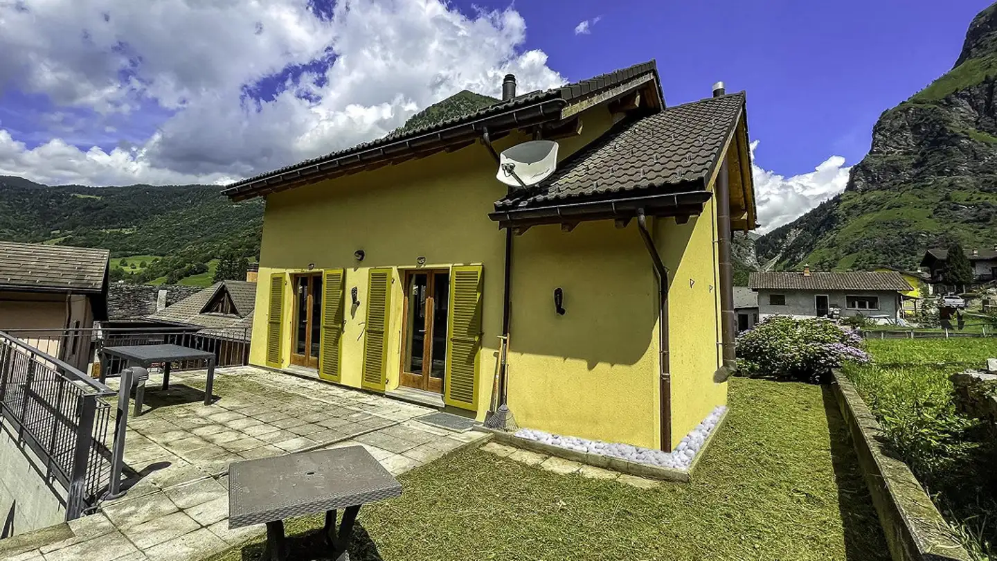 Einfamilienhaus kaufen - Solario, 6718 Olivone