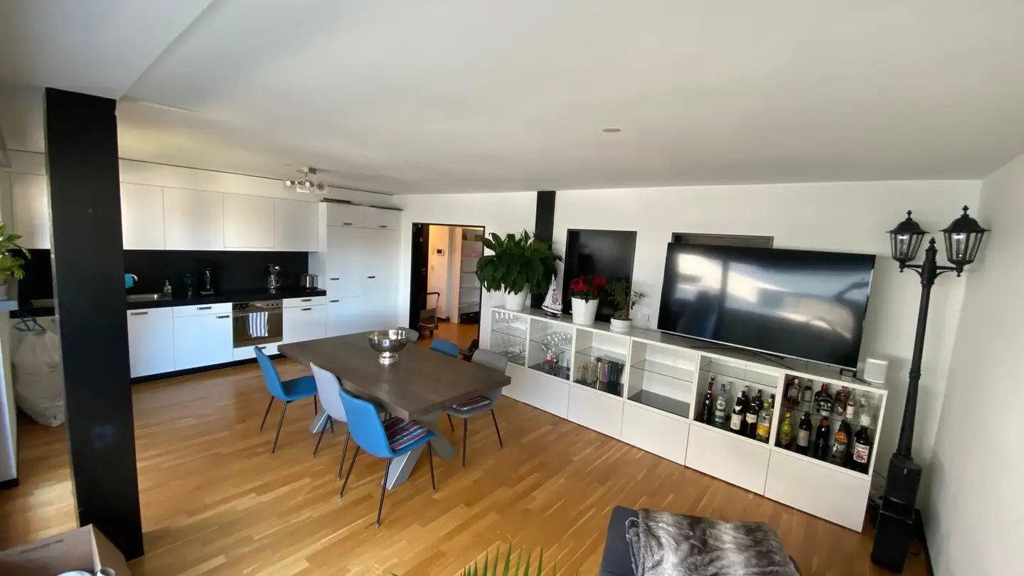 Appartement à louer - 8047 Zürich