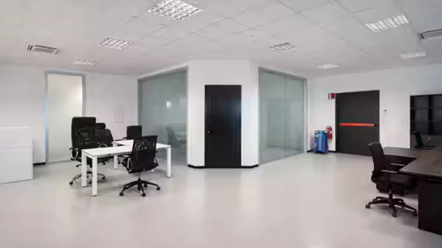 Bürofläche mieten - 6855 Stabio